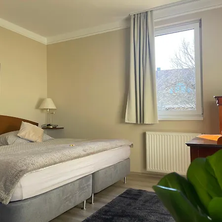 Europa Birdland Apartment Buk
