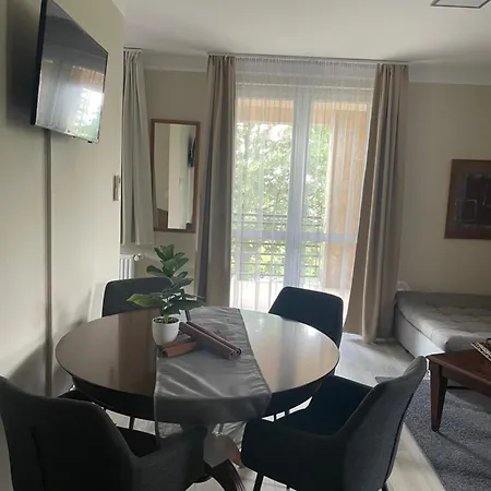 Europa Birdland Apartment Buk